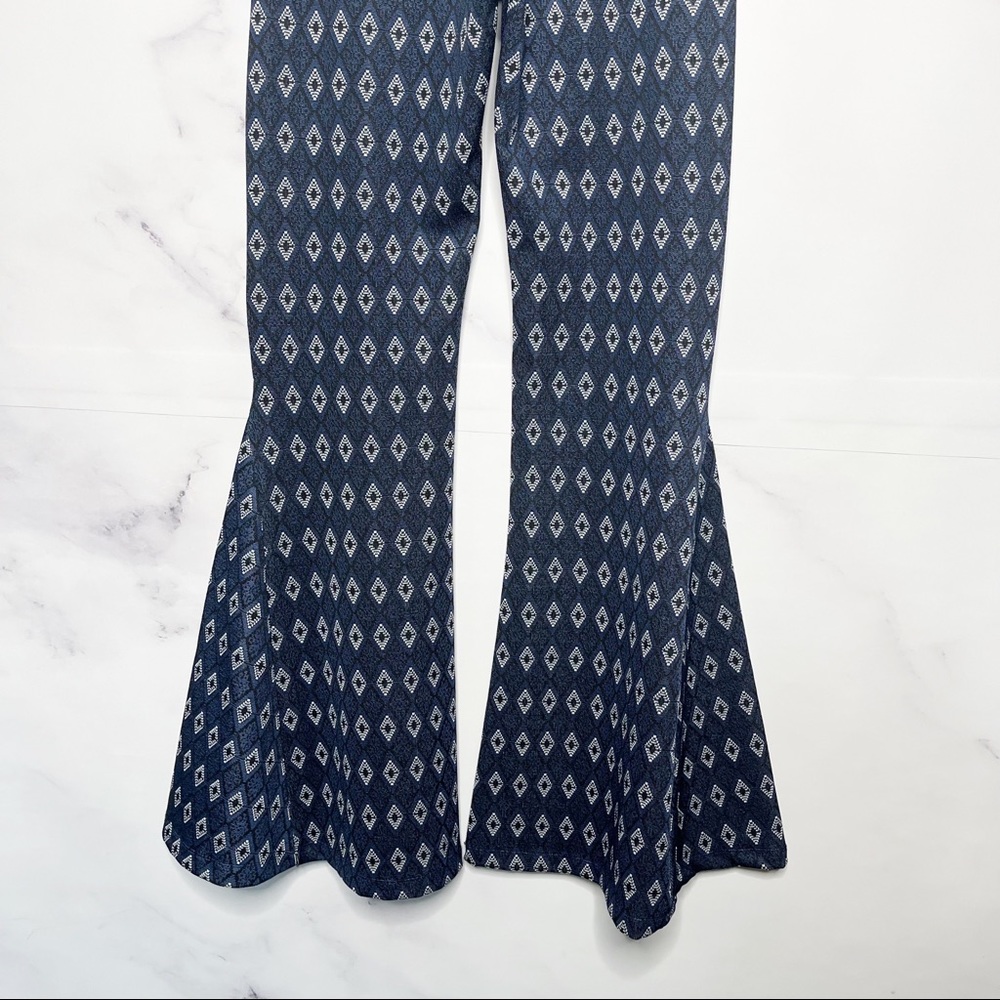 FARM Rio Diamond Print Flared Trouser Pant - Picture 7 of 10